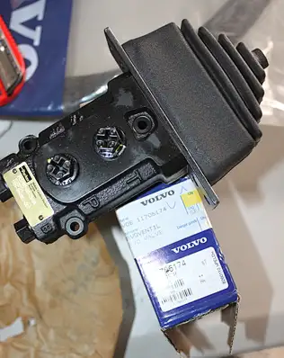 operating valve